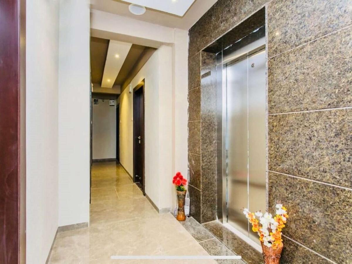 Hotel Signature Planet Индор Екстериор снимка